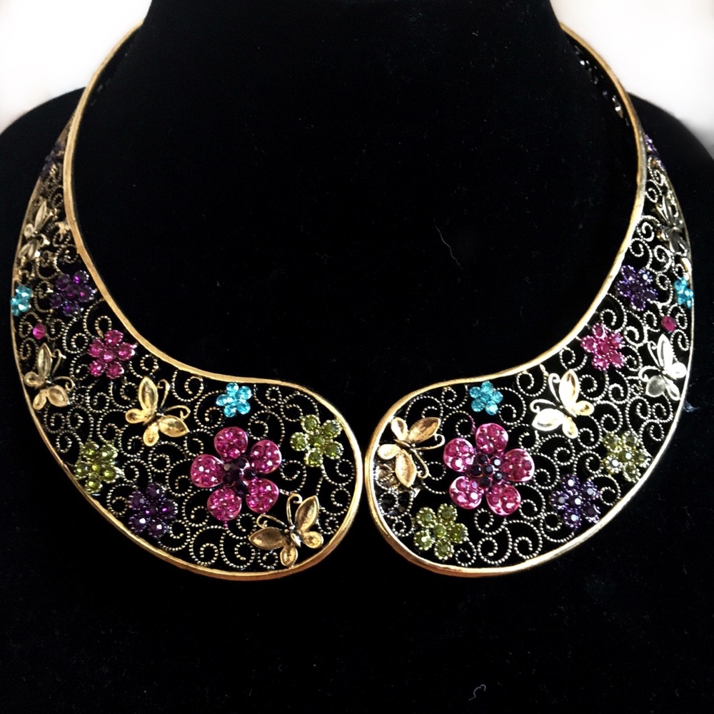 VINTAGE Floral Rhinestone & Metal Collar Necklace